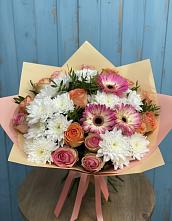 Букет цветов из:  Розы, Герберы и Хризантемы в Натухаевской