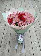Букет цветов из:  Альстромерии в Натухаевской