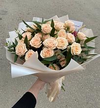 Букет Кремовые розы Латте в Натухаевской