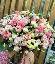 Букет цветов из:  Розы #REPLACE_PRED# Натухаевской