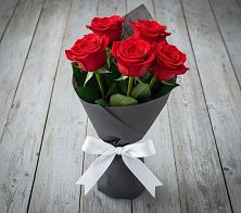 Букет 5 Красных роз Эдлесс Лав #REPLACE_PRED# Натухаевской