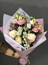 Букет цветов из:  Альстромерии, Розы и Лизиантусы #REPLACE_PRED# Натухаевской