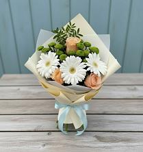 Букет цветов из:  Герберы, Розы и Хризантемы в Натухаевской