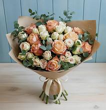 Букет цветов из:  Альстромерии и Розы в Натухаевской