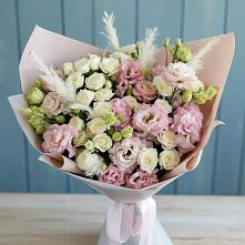 Букет цветов из:  Альстромерии и Розы #REPLACE_PRED# Натухаевской