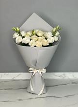 Букет цветов из:  Розы и Лизиантусы #REPLACE_PRED# Натухаевской